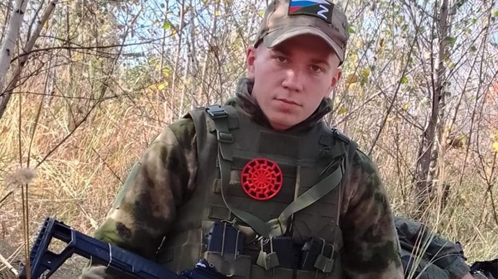 Ze školy rovnou do ruské armády. Osmnáctiletý Stas padl po dvou měsících v přední linii u Charkova